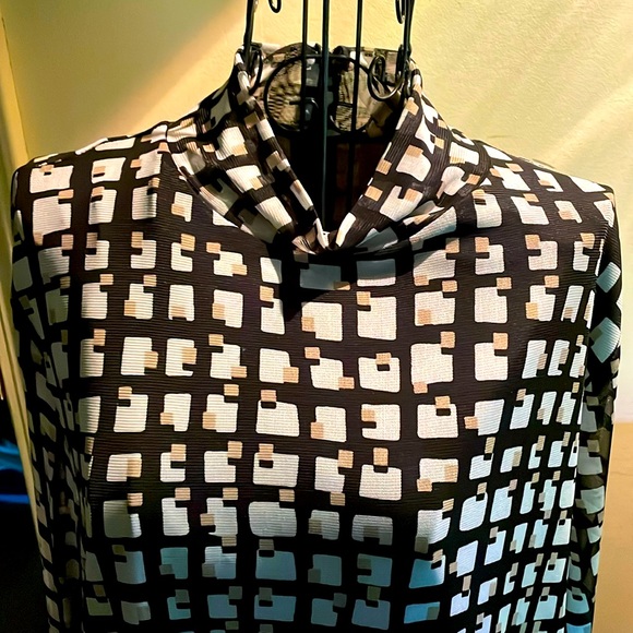 $⬇️Anne Klein Black, White, Gold Semi Sheer Lined Mock Turtleneck Tunic Top - Picture 3 of 5